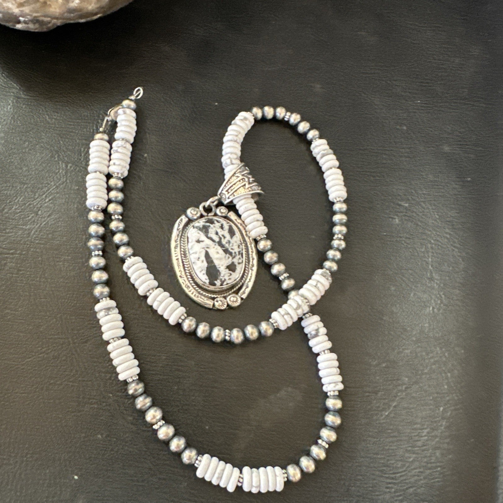 White Buffalo Turquoise Pendant Navajo Pearls Sterling Silver Necklace 20” 19499