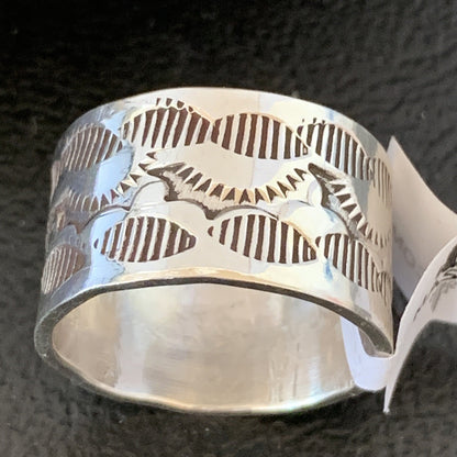 Mens Wide Band Navajo Sterling Silver Ring Size 9 10973N