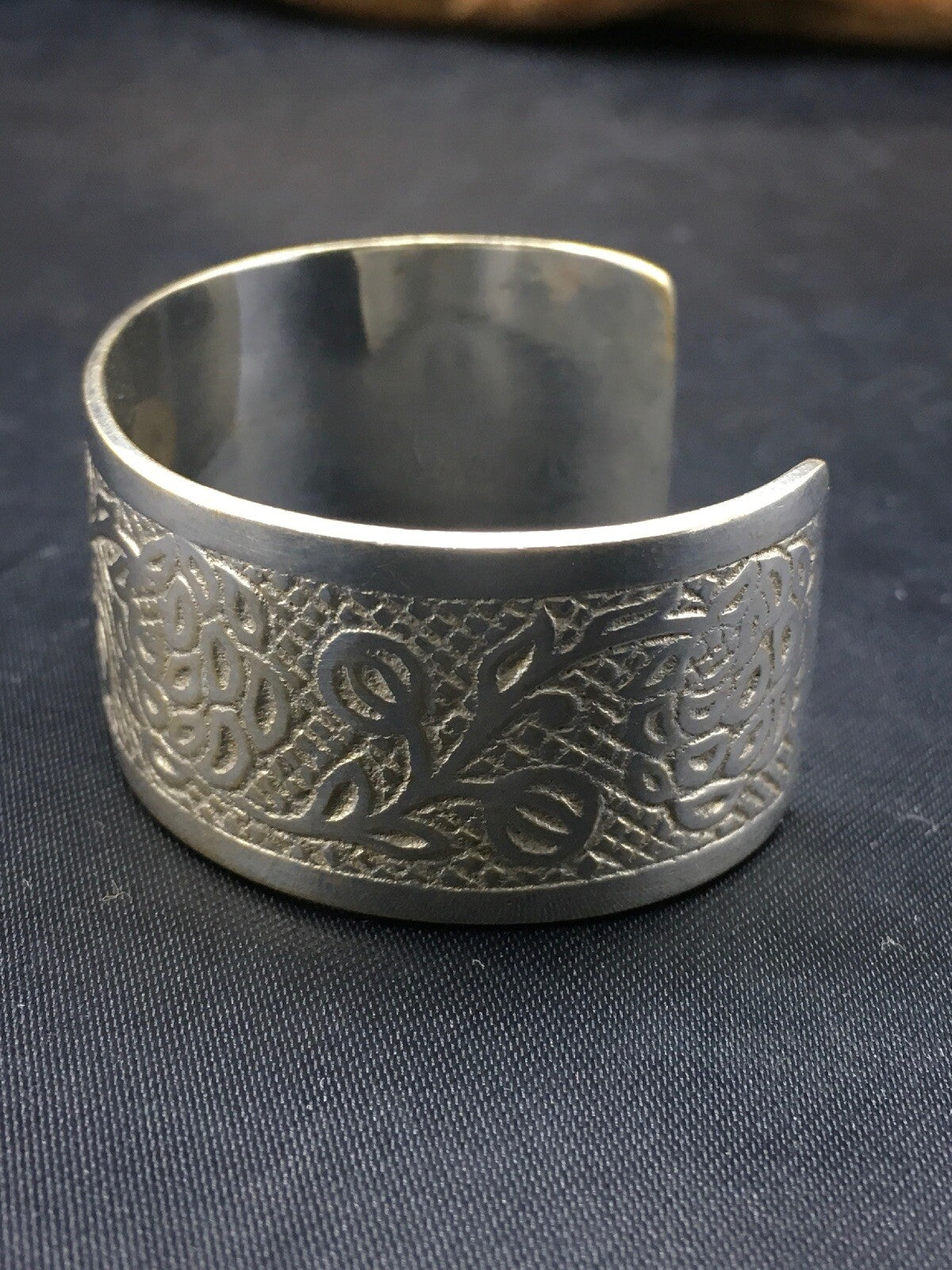 Navajo Sterling Silver Stamped Children's Cuff Bracelet 04051