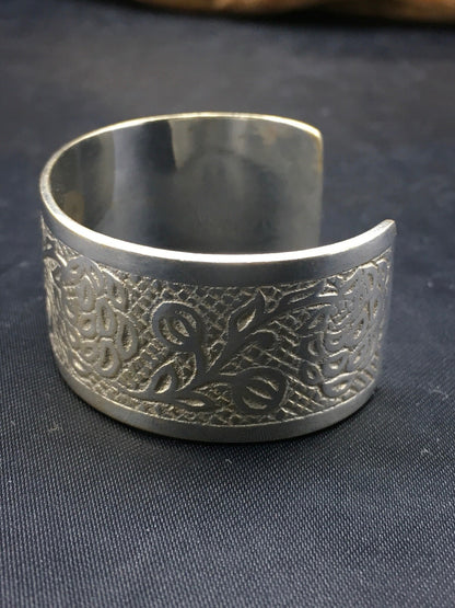 Navajo Sterling Silver Stamped Children's Cuff Bracelet 04051
