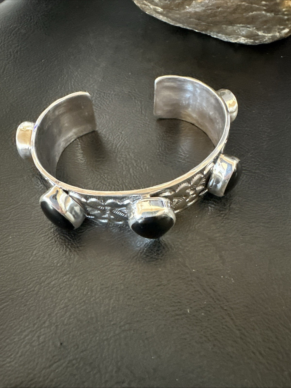 Mens Womens Navajo Sterling Silver Black Onyx Cluster Cuff Bracelet 7.5" 19433