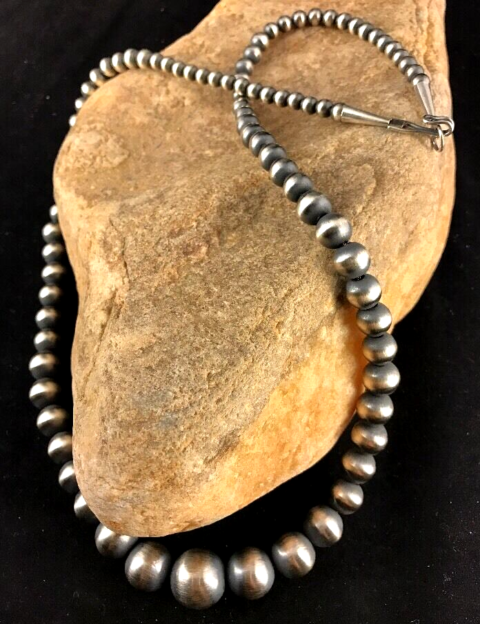 Navajo Graduated Sterling Silver Beads Necklace 20"