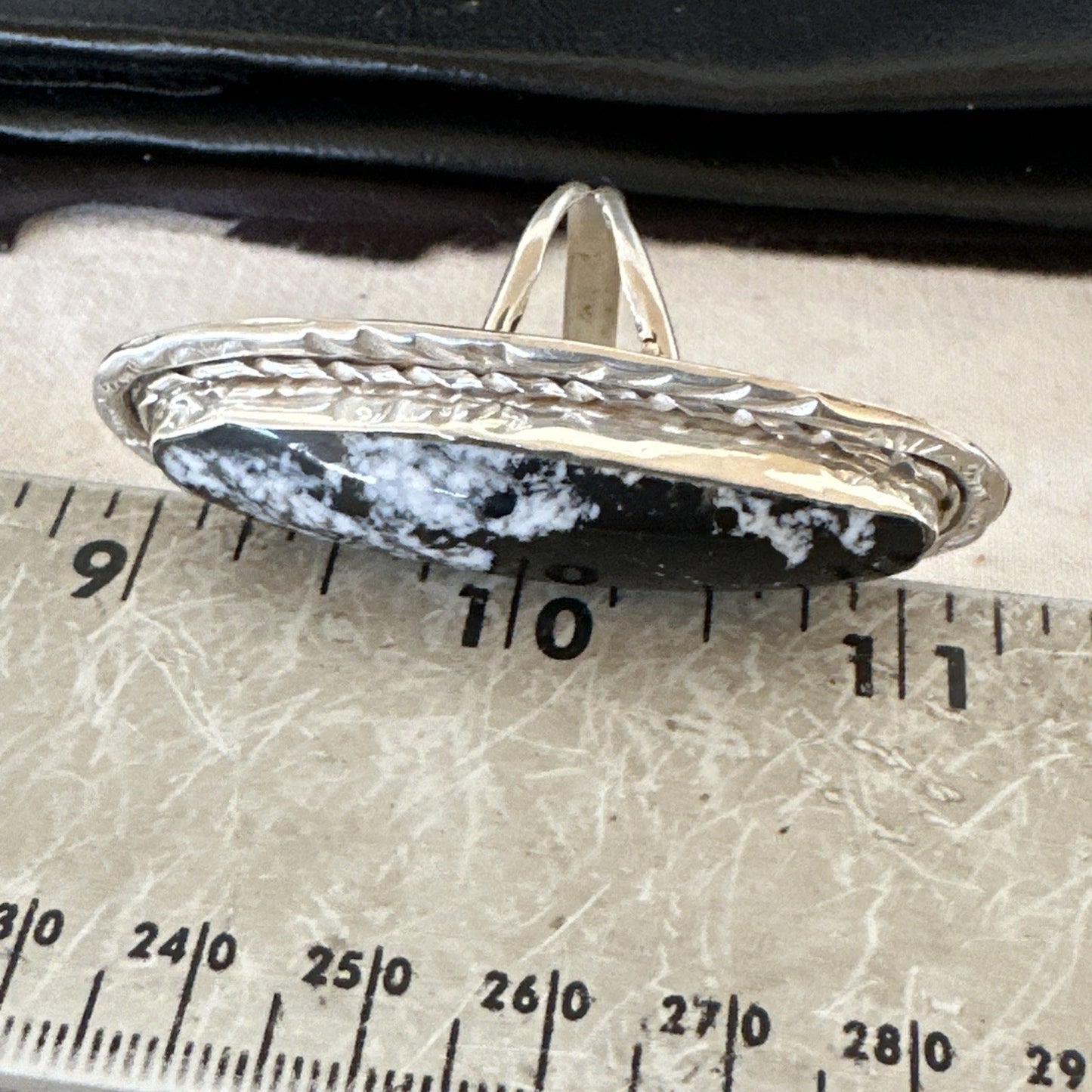 X Long Navajo White Buffalo Turquoise Ring Sterling Silver Sz 8 19767