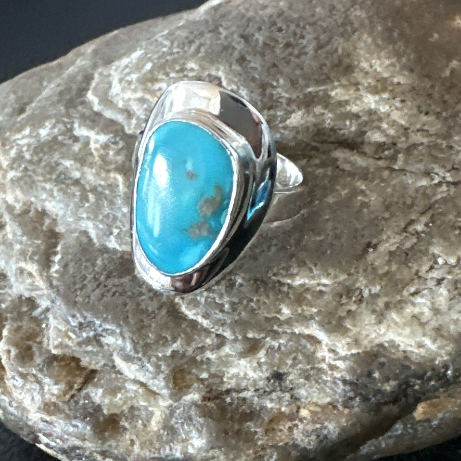 Southwestern Sterling Silver Blue Kingman Turquoise Ring Size 8 18518