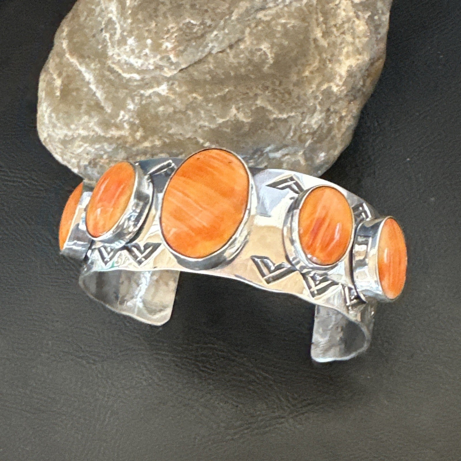 Orange Spiny Oyster 5 Stone Row Sterling Silver Navajo Cuff Bracelet 7.7" 19475