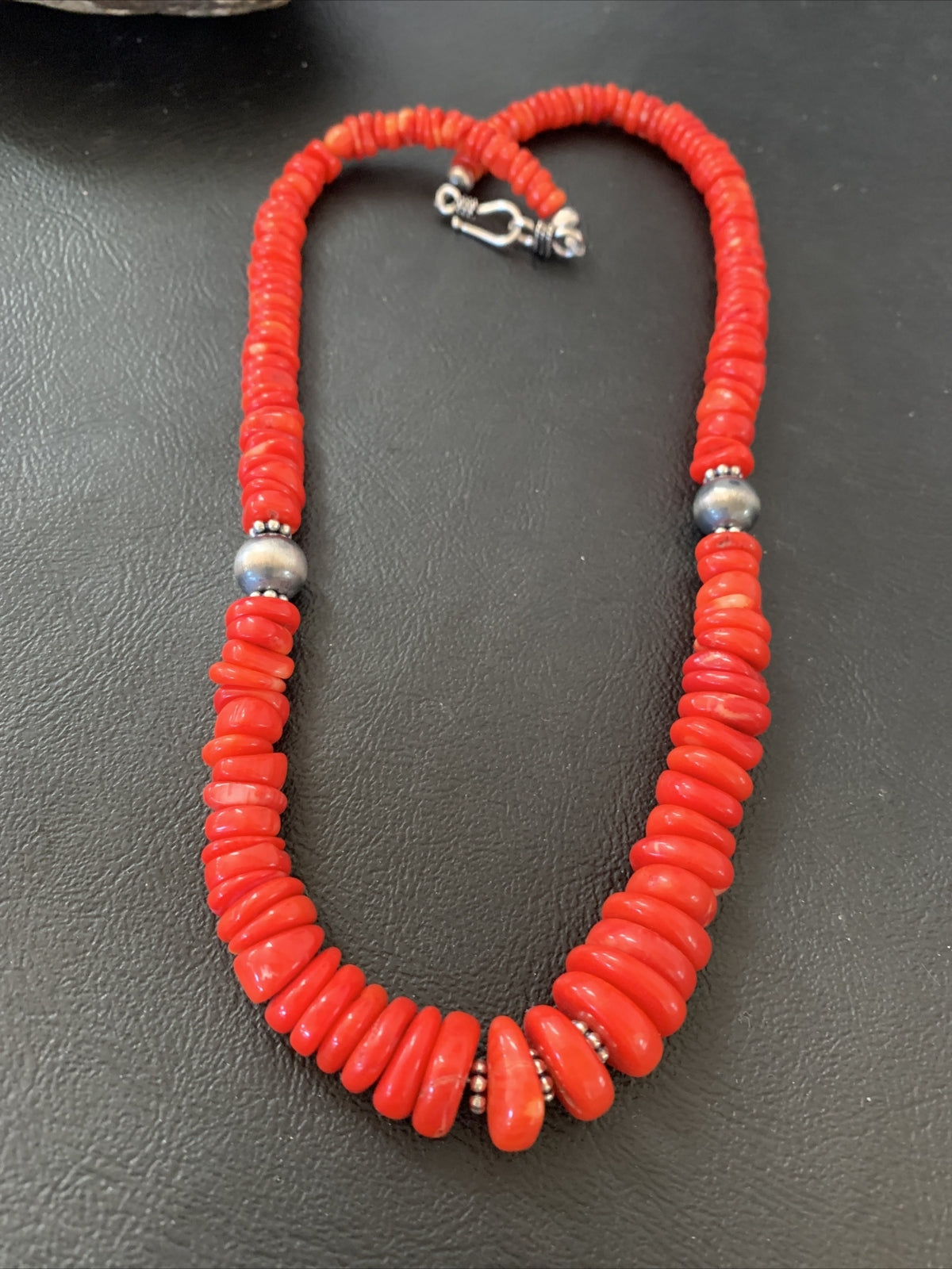 Red Coral Graduated Navajo Pearls Sterling Silver Bead Necklace 18" 01950