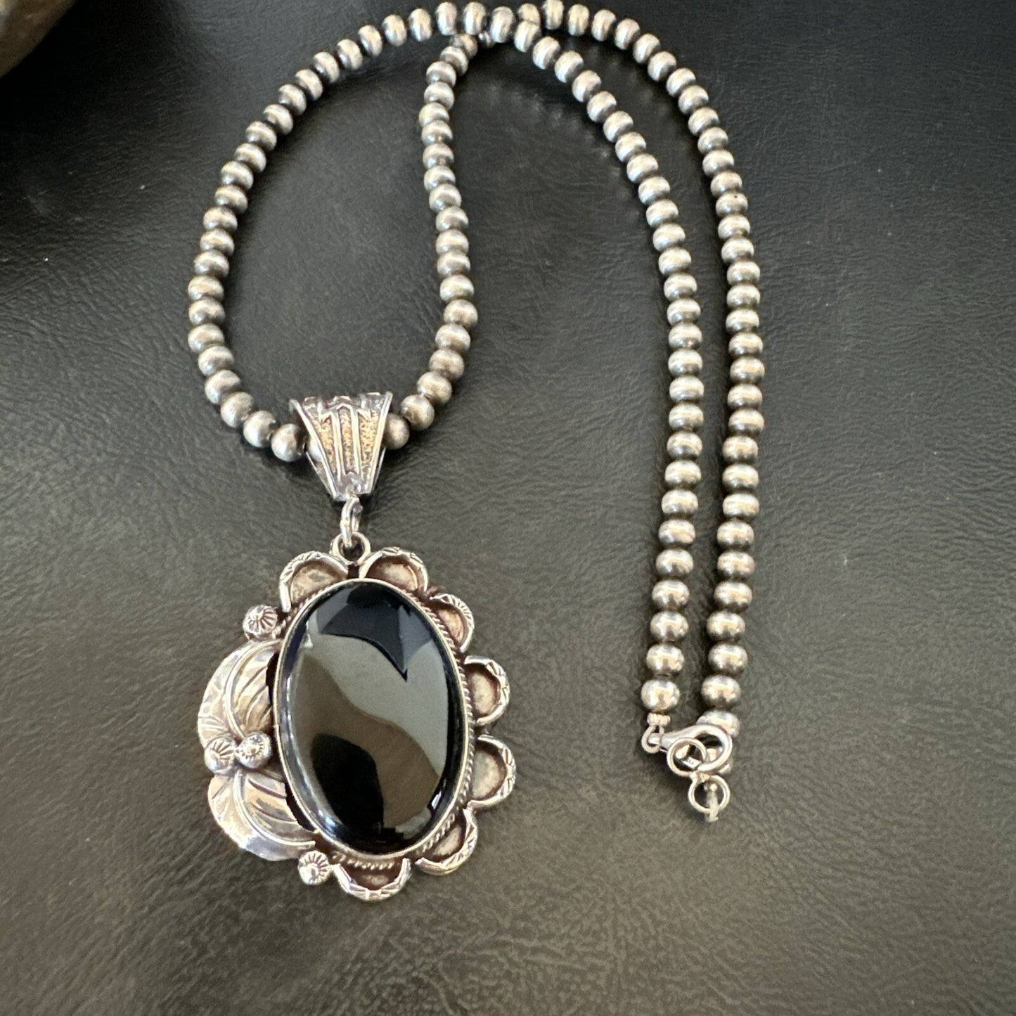 Mens Womens Black Onyx Pendant Navajo Sterling Silver Beads Necklace 18306