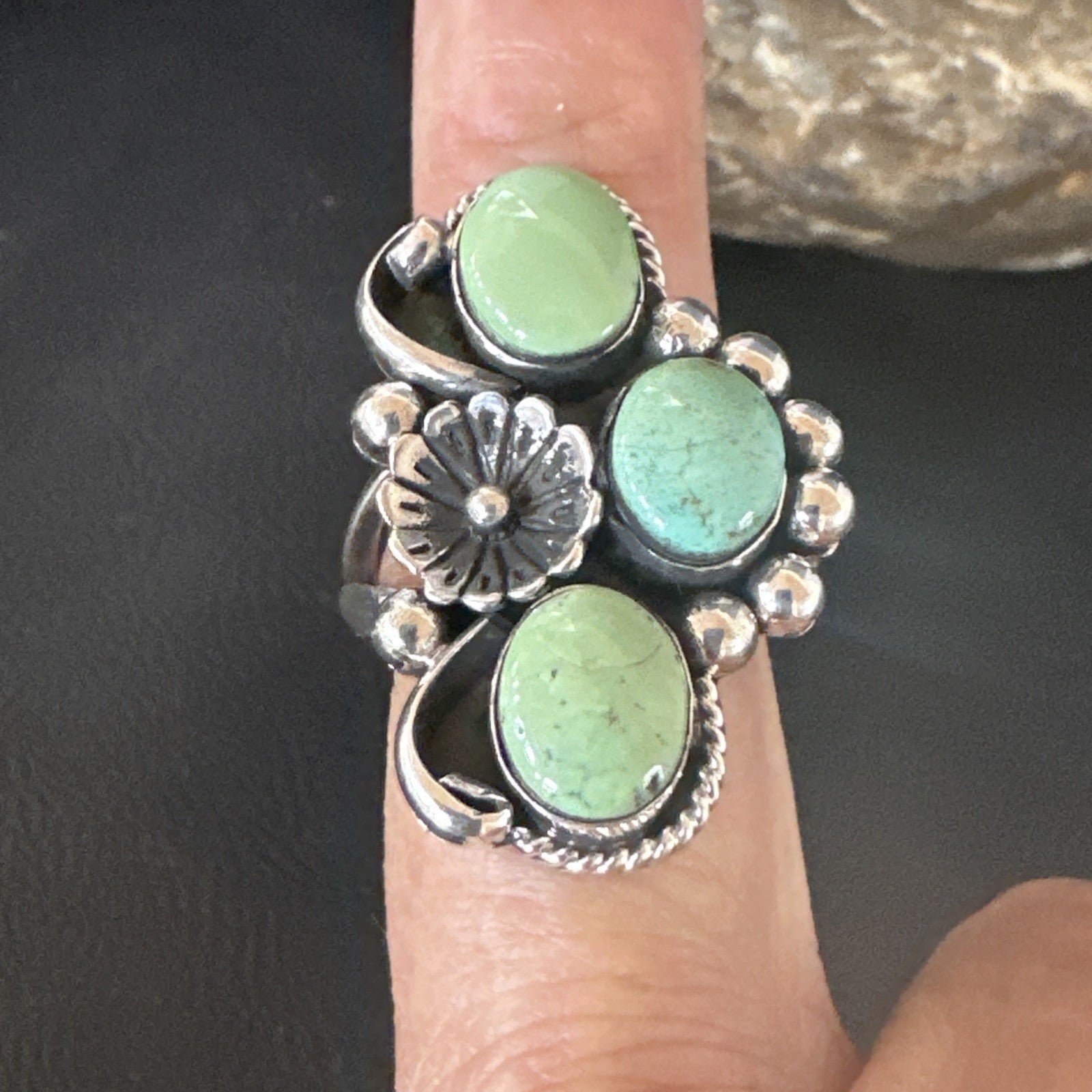 Yazzie Ring Green Turquoise Navajo Sterling Silver Cluster Size 9 19210