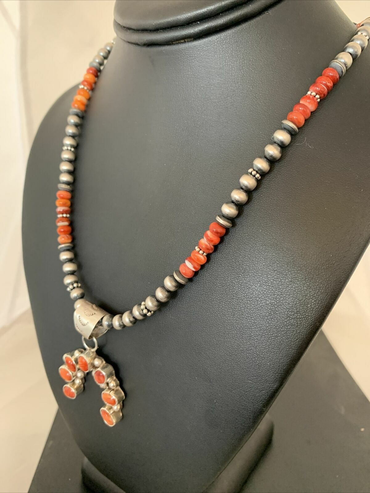 Spiny Oyster Cluster Naja Pendant Navajo Pearls Sterling Silver Necklace 00283