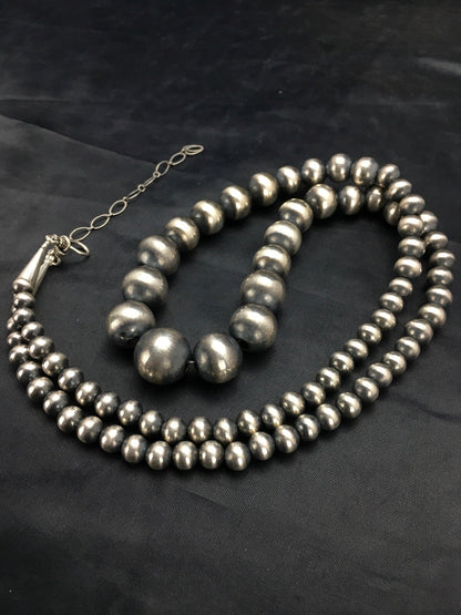 Navajo Pearls Graduated Sterling Silver Native American Bead Necklace 26” 92126