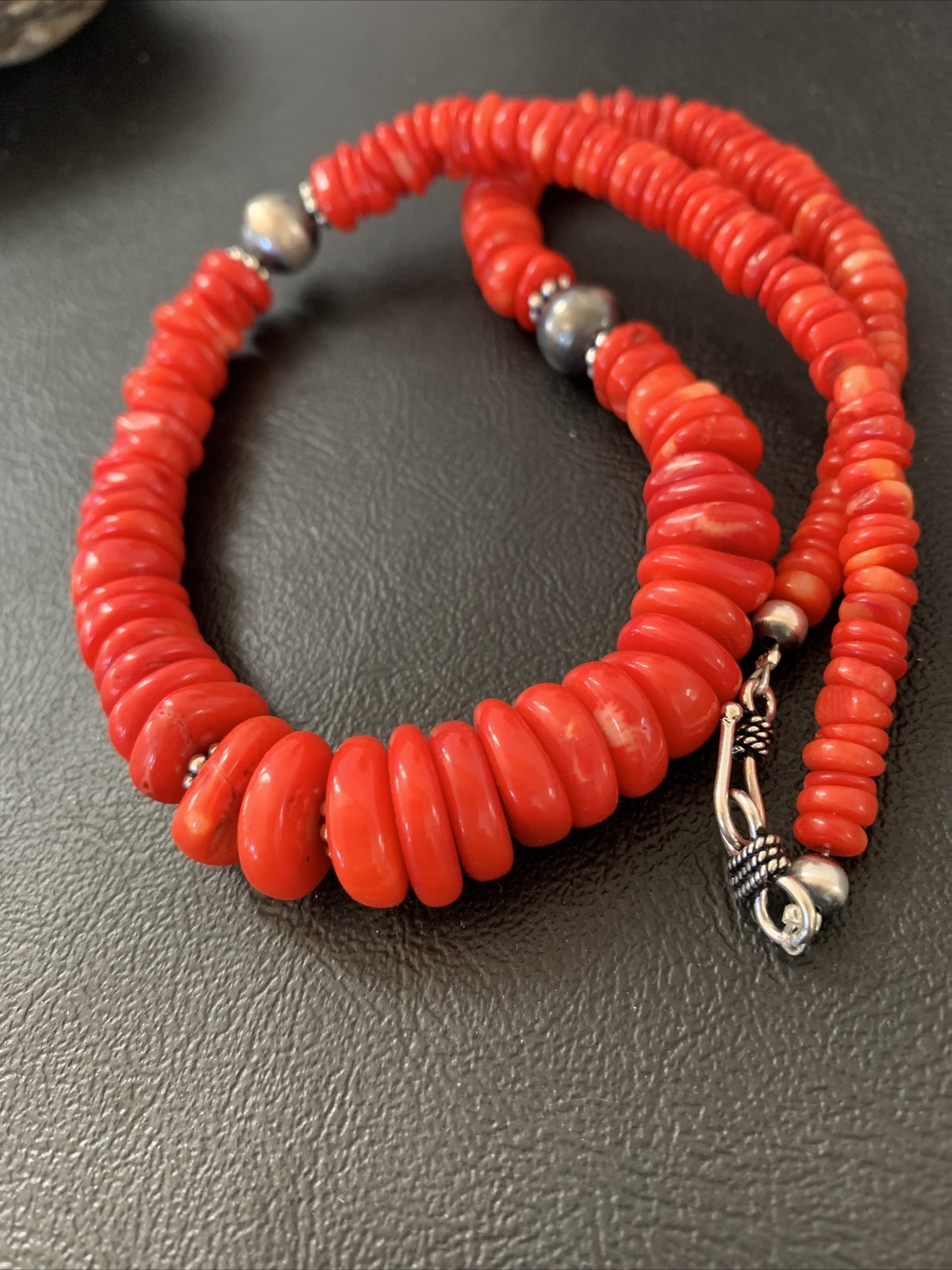Red Coral Graduated Navajo Pearls Sterling Silver Bead Necklace 18" 01950