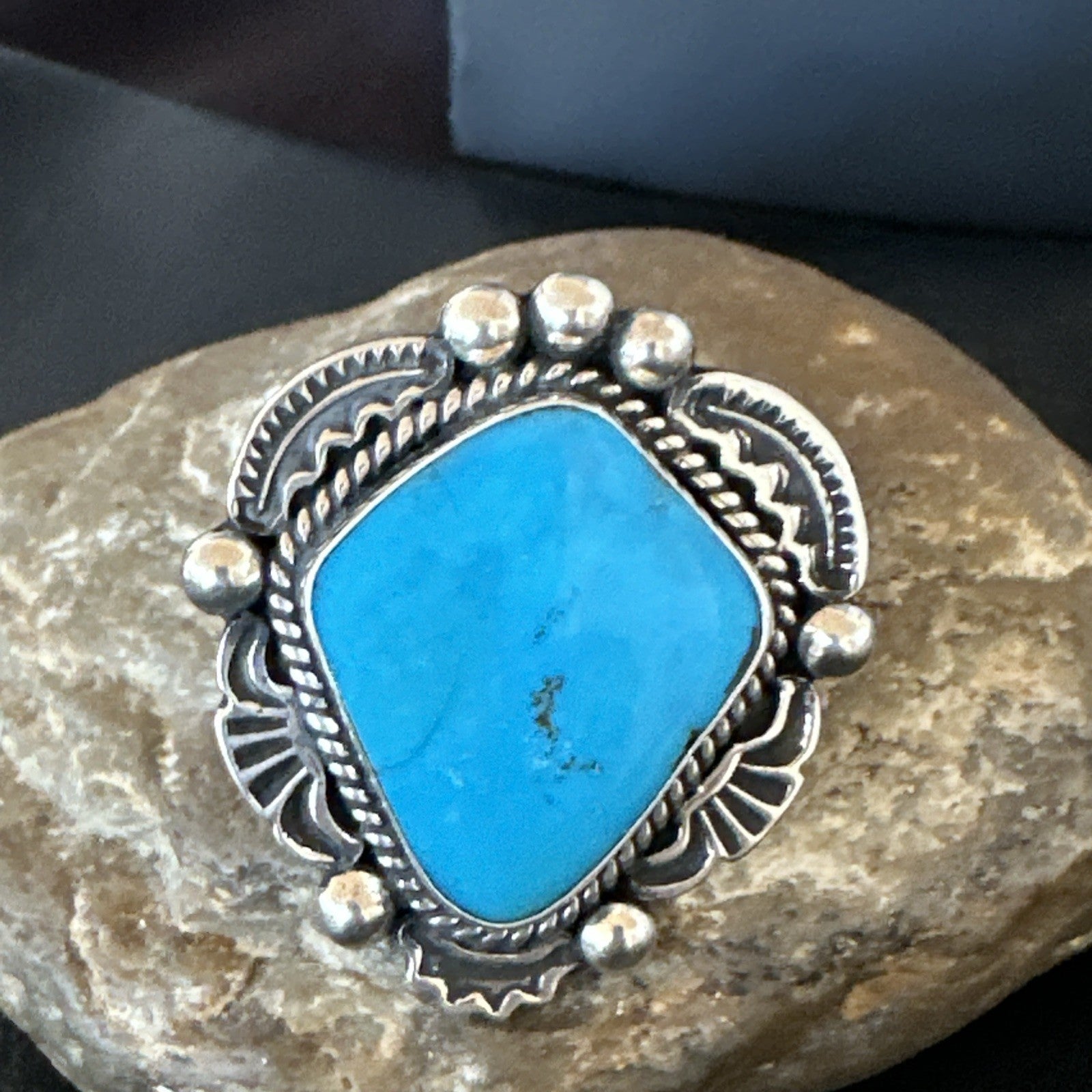 Handmade Navajo Sterling Silver  Blue Kingman Turquoise Ring Size 9.75 19622