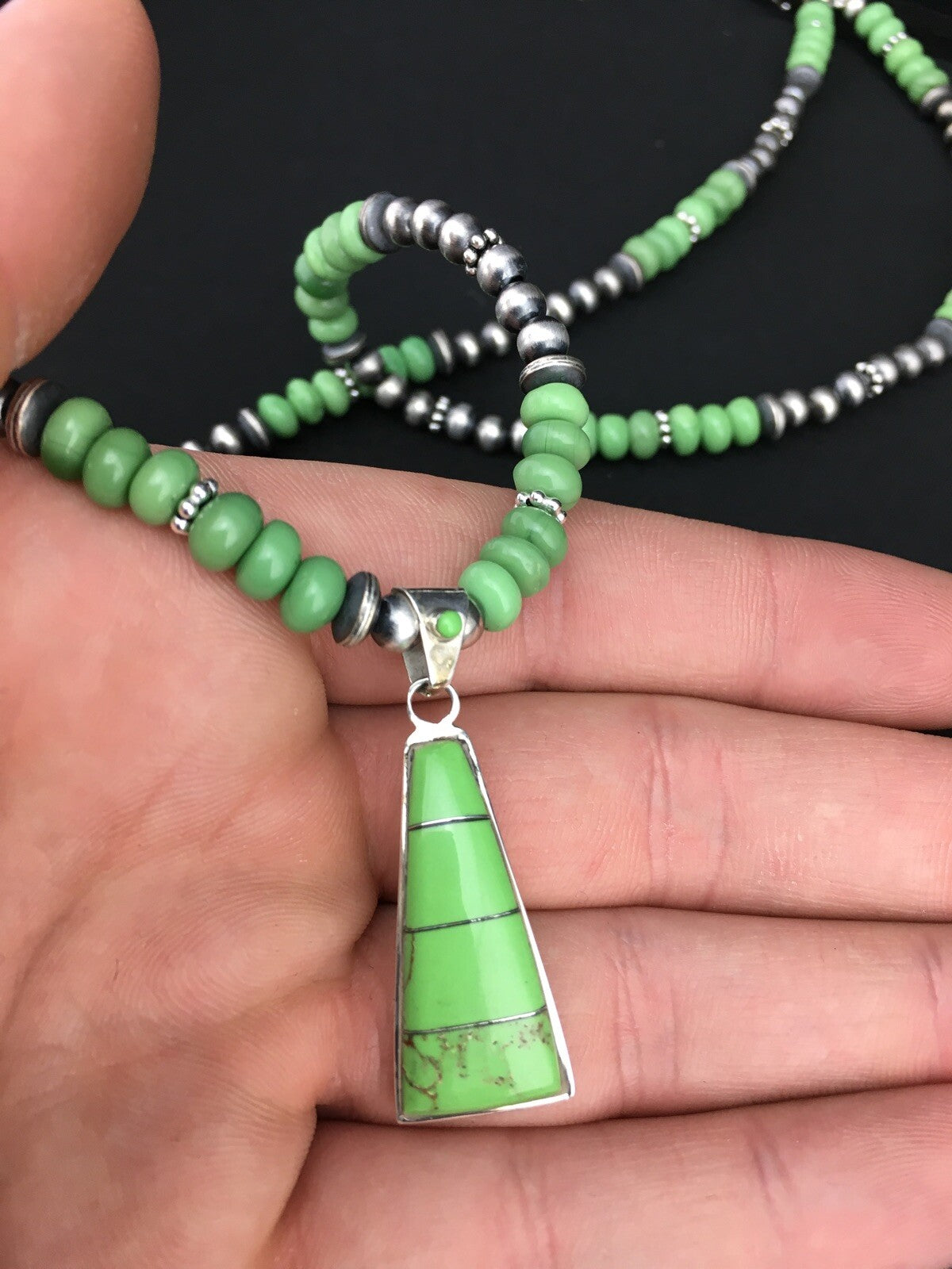 Green Gaspeite Pendant Navajo Pearls Sterling Silver Necklace 22" 01285