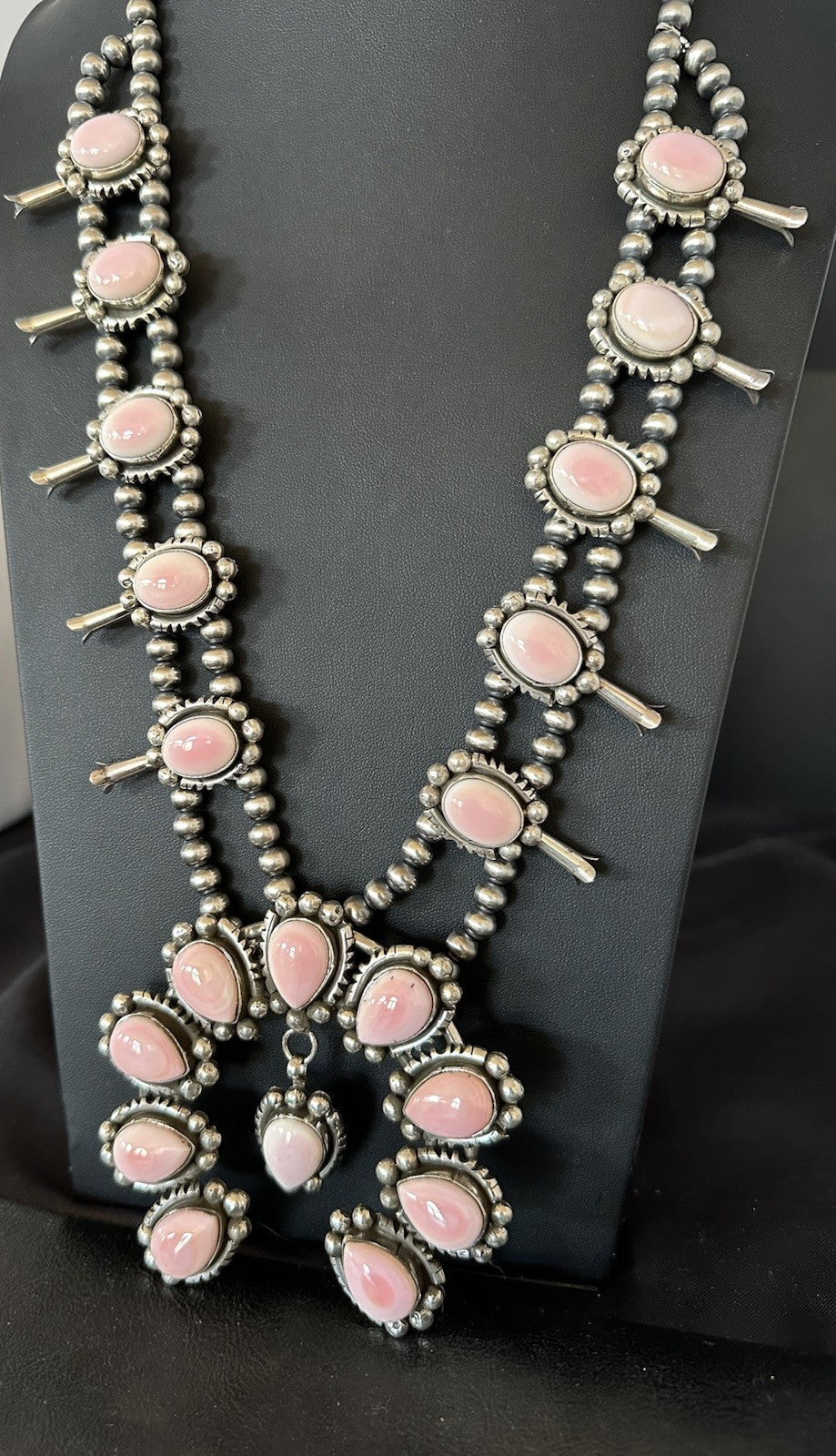 Pink Queen Conch Navajo Squash Sterling Silver Naja Necklace 19463