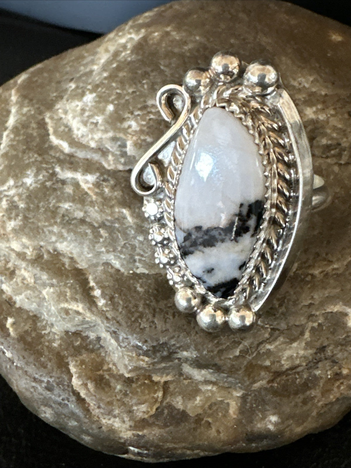 Black White Buffalo Turquoise Navajo Sterling Silver Ring Size 11 19811
