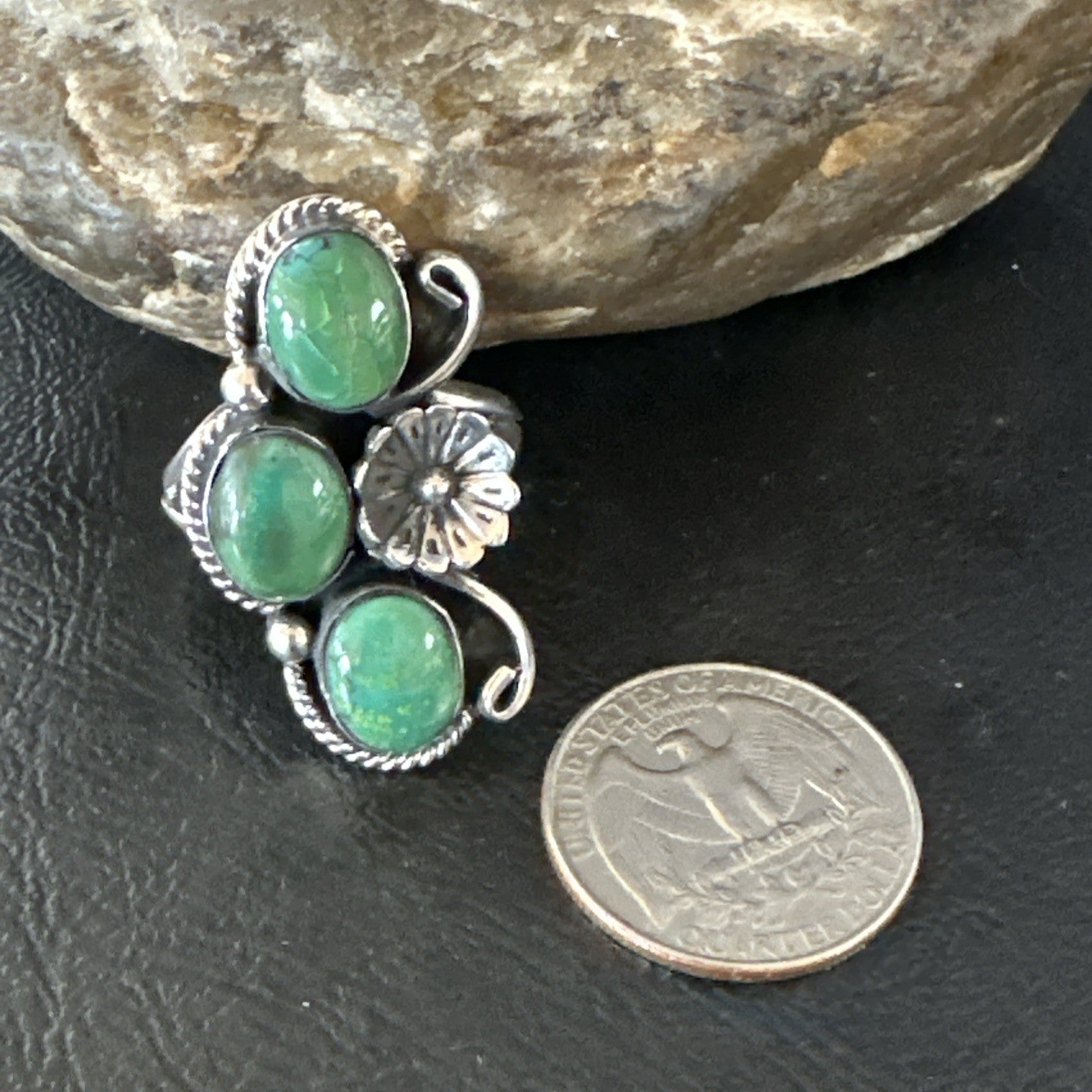 Yazzie Ring Green Turquoise Navajo Sterling Silver Cluster Size 8 19243