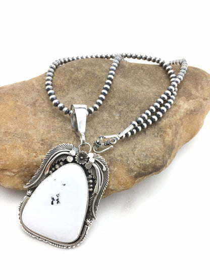 White Buffalo Turquoise Pendant Navajo Sterling Silver Beads Necklace 04529