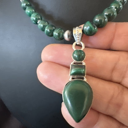Womens Green Malachite Pendant Navajo Sterling Silver Necklace 18373