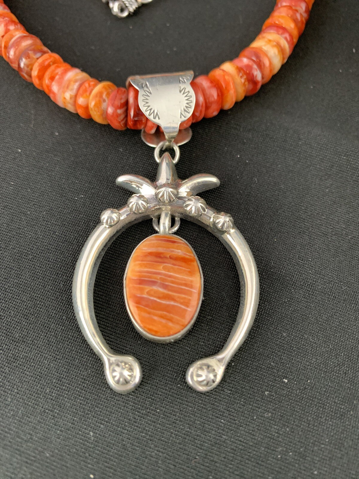 Spiny Oyster Naja Pendant Navajo Sterling Silver Necklace 00238