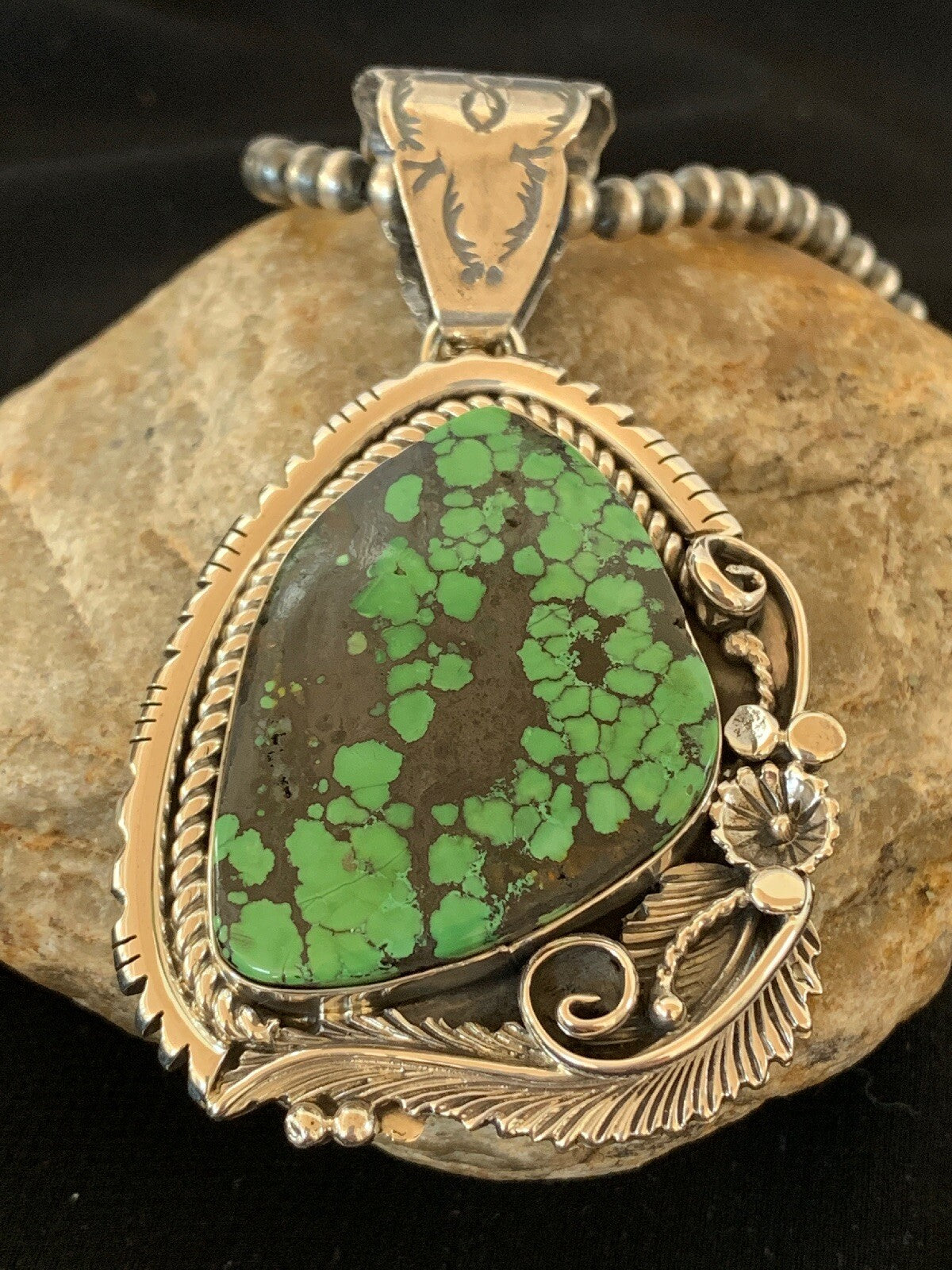 Green Spiderweb Turquoise Pendant Navajo Sterling Silver Beads Necklace 02983