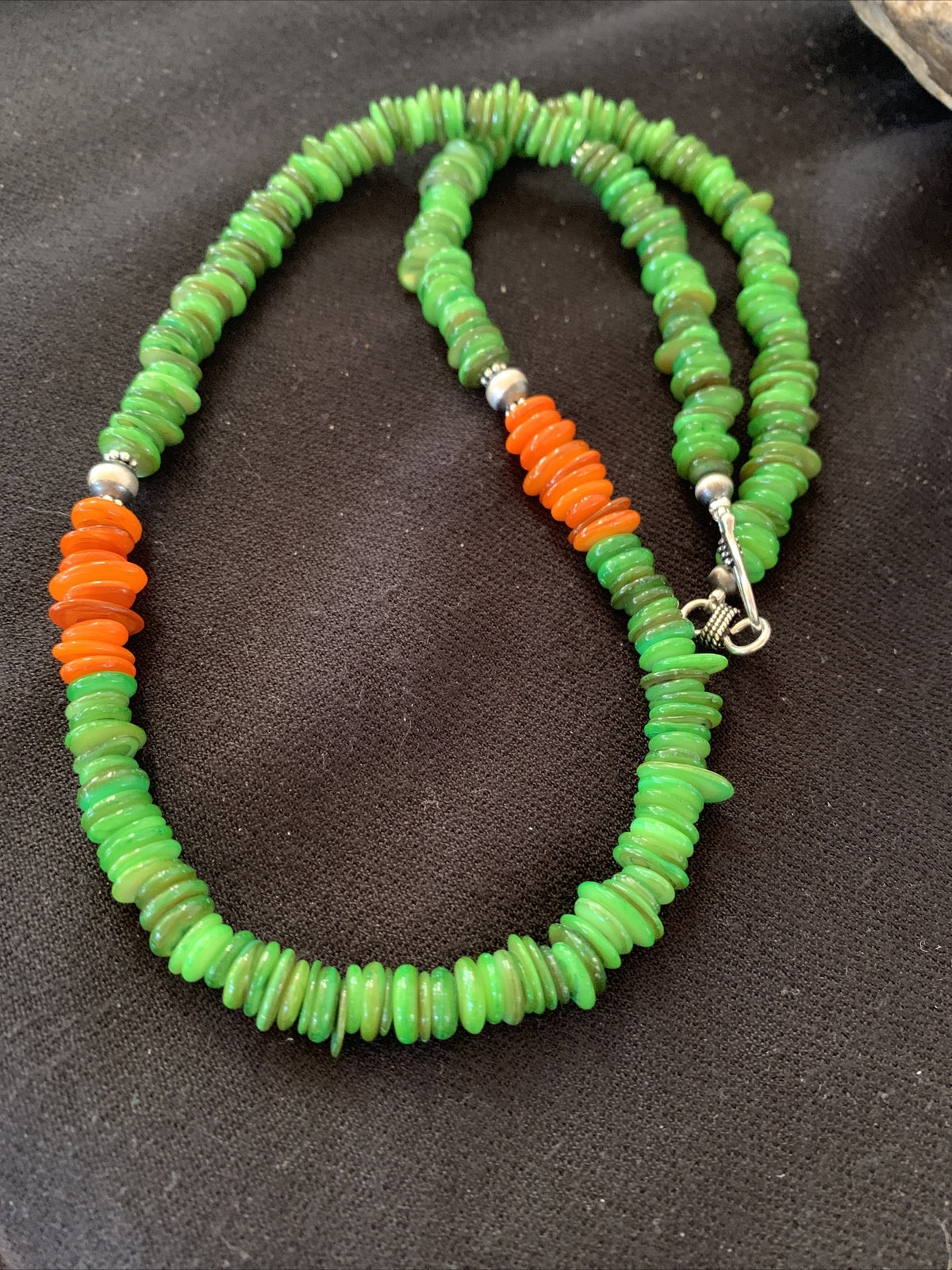 Orange Green Mother of Pearls Navajo Sterling Silver Beads Necklace 01054