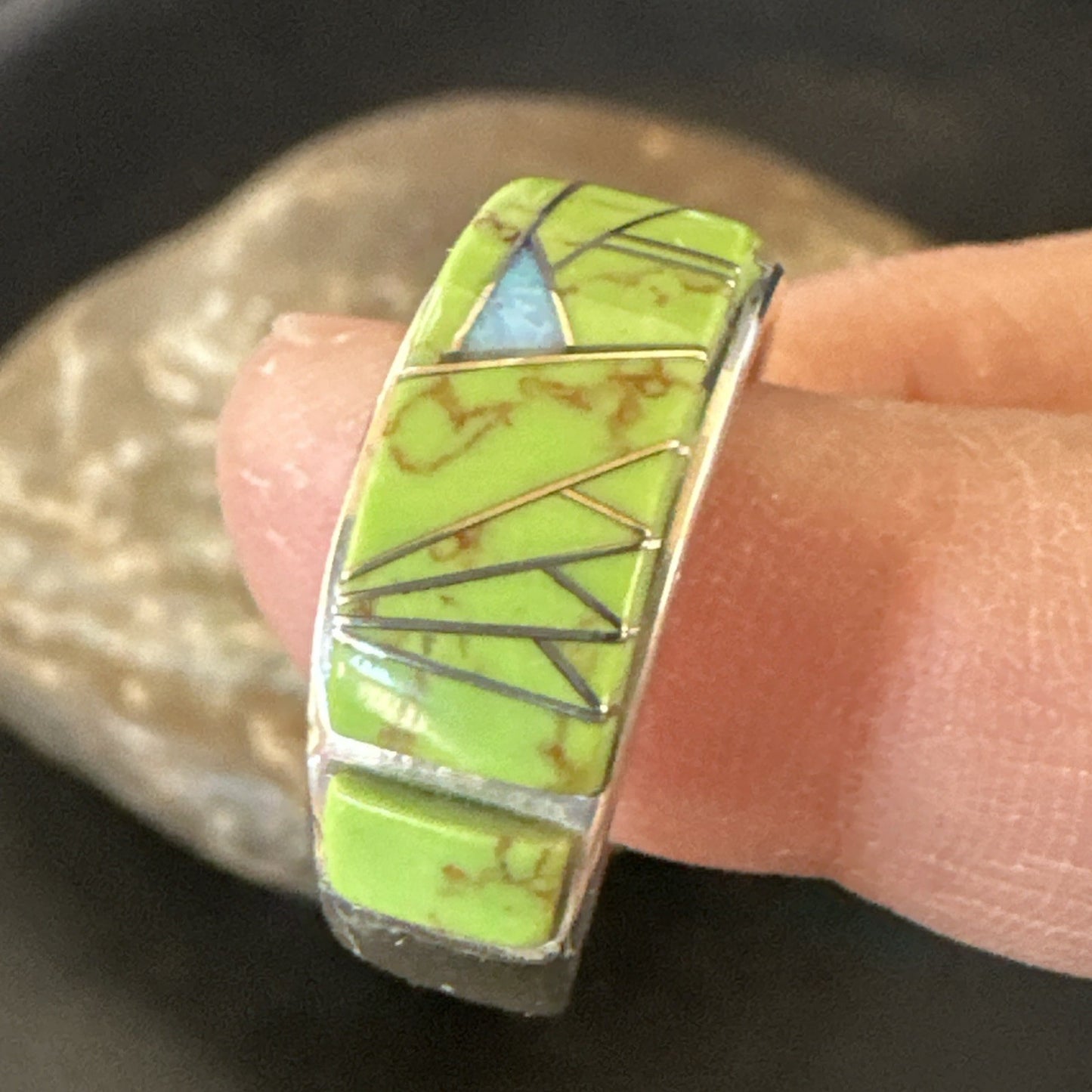 Womens Rare Green Gaspeite Sterling Silver Band Inlay Ring Size 9.5 19148
