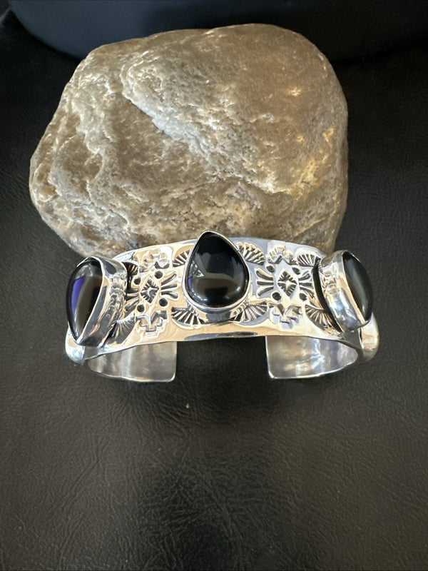 Men's Women's Navajo Black Onyx Cluster Cuff Bracelet 7.5" | Sterling Silver | Authentic Native American Handmade | 19434