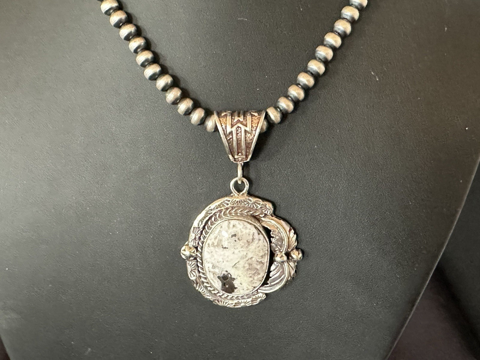White Buffalo Turquoise Pendant Navajo Pearls Sterling Silver Necklace 19375