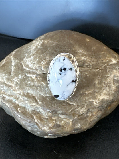 Black White Buffalo Turquoise Navajo Sterling Silver Ring Size 7.5 19805