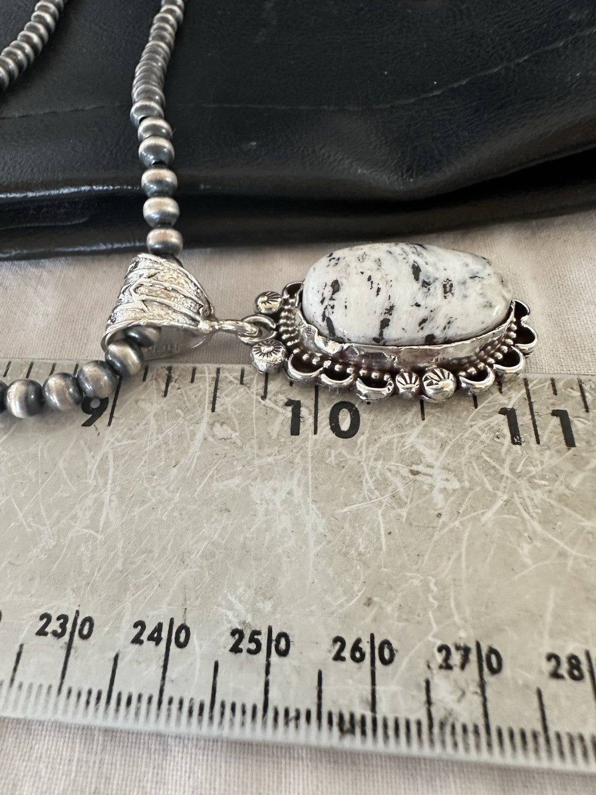 White Buffalo Turquoise Pendant Navajo Pearls Sterling Silver Necklace 19373
