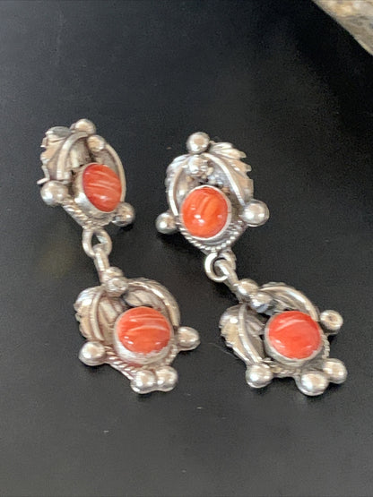 Red Spiny Oyster Southwestrn Navajo Sterling Silver Dangle Earring 02065