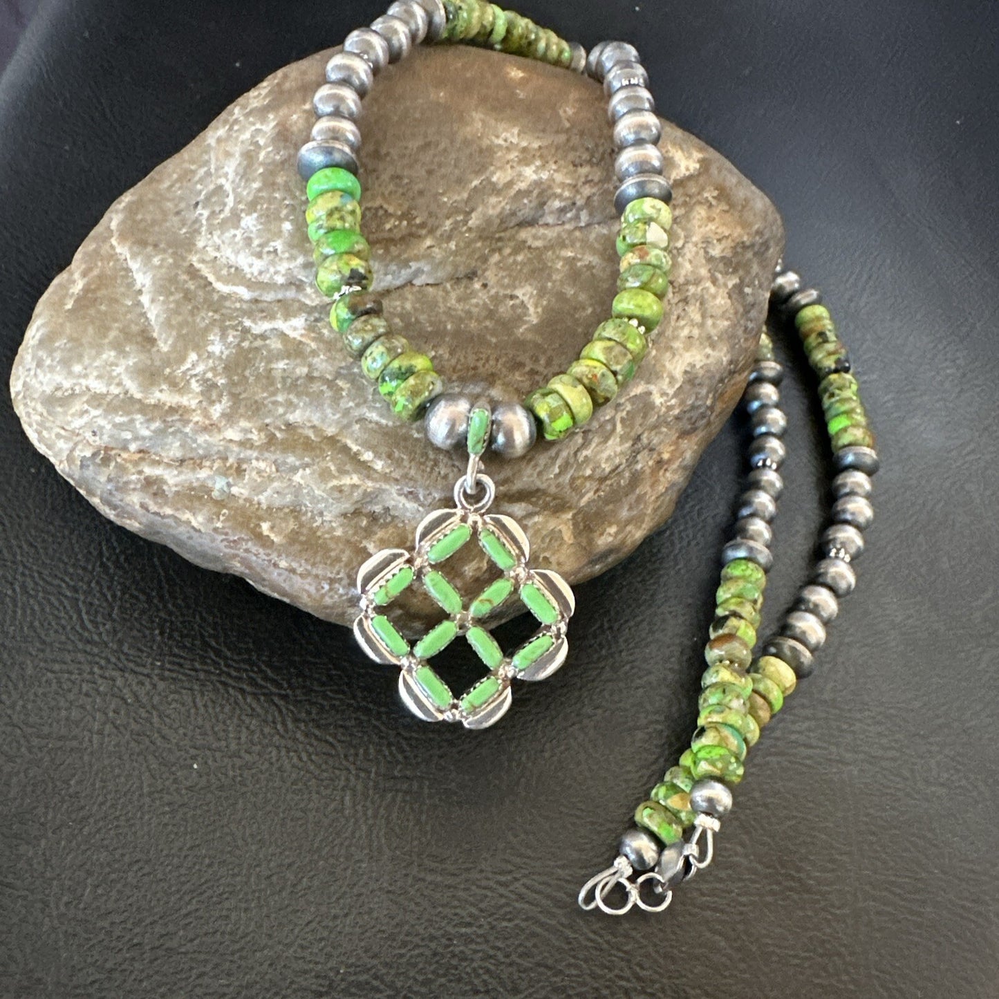 Womens Green Gaspeite Turquoise Pendant Navajo Sterling Silver Necklace 18370