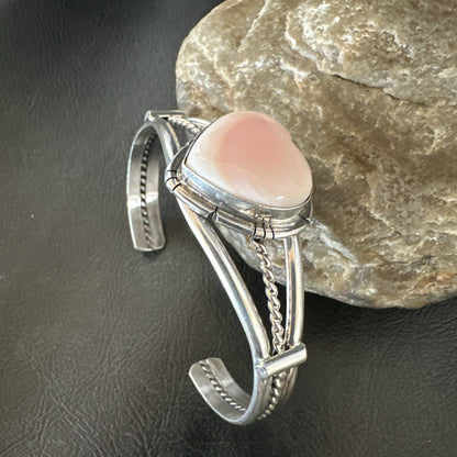 Heart Pink Conch Navajo American Sterling Silver Cuff Bracelet 7.25” 19282