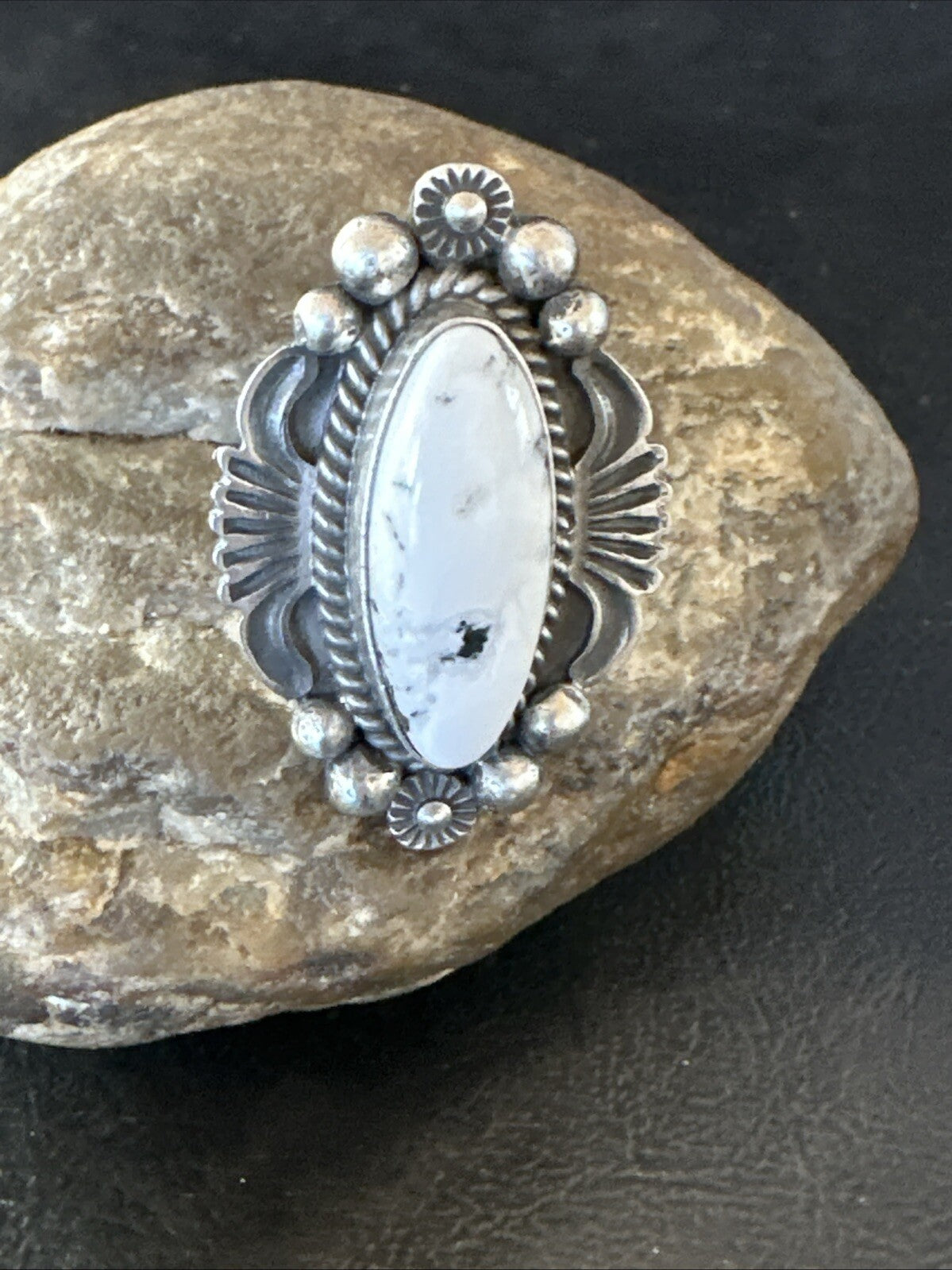 Womens White Buffalo Turquoise Navajo Sterling Silver Ring Size 7 18625