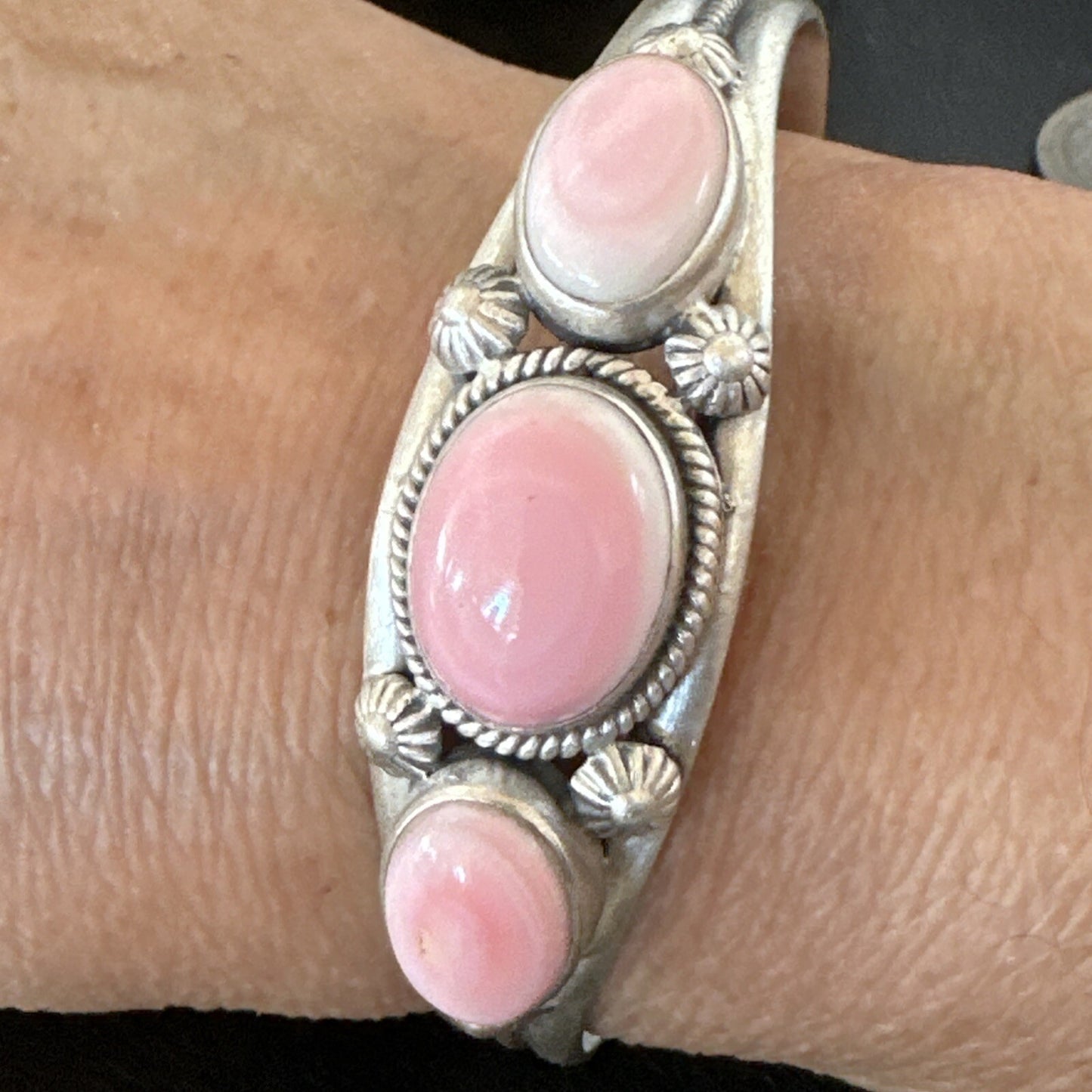 Navajo Pink Conch 3 Stone Sterling Silver Cuff Bracelet 18852