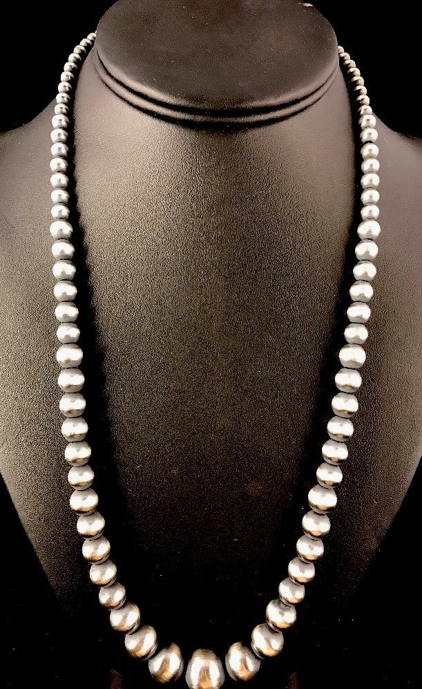 Navajo Pearls Graduated Sterling Silver Bead Necklace 20"  341