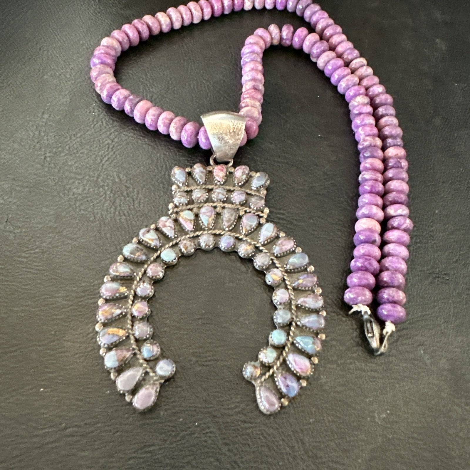 Old Pawn Purple Spiny Naja Sterling Silver Purple Stone Necklace 16” 19769