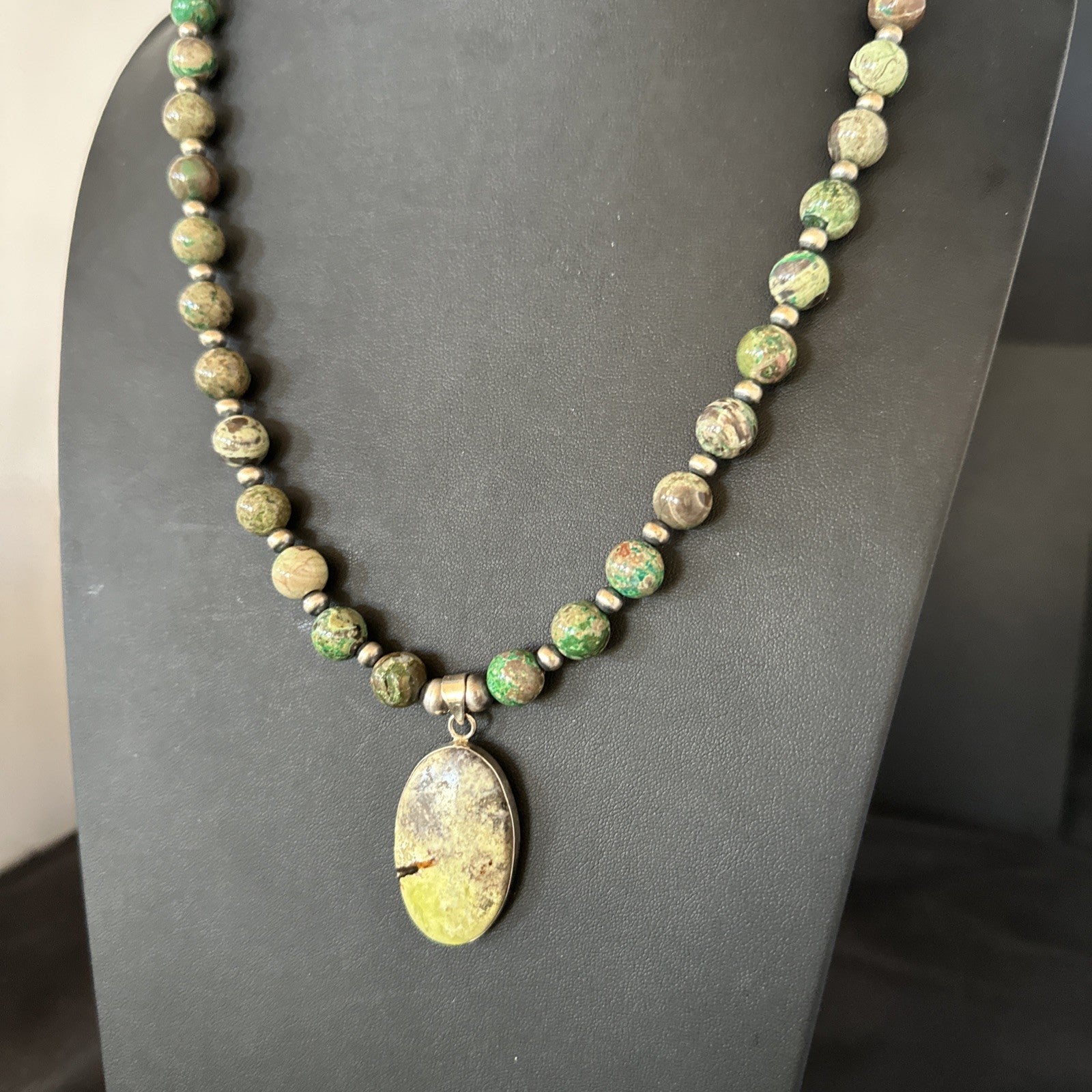 Green Gaspeite Pendant 10mm Turquoise Navajo Sterling Silver Necklace 20" 19679