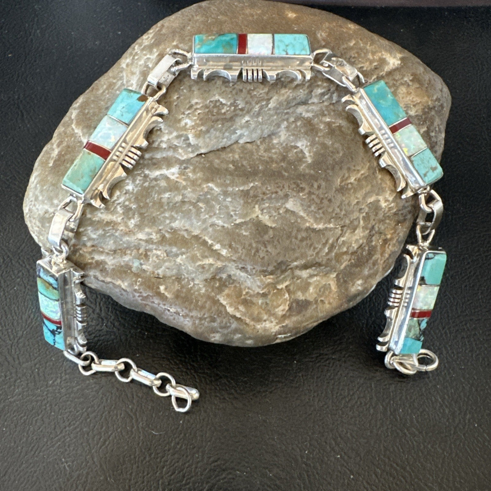 A Womens Blue Turquoise Opal Navajo Sterling Silver Link Bracelet 9" 19791
