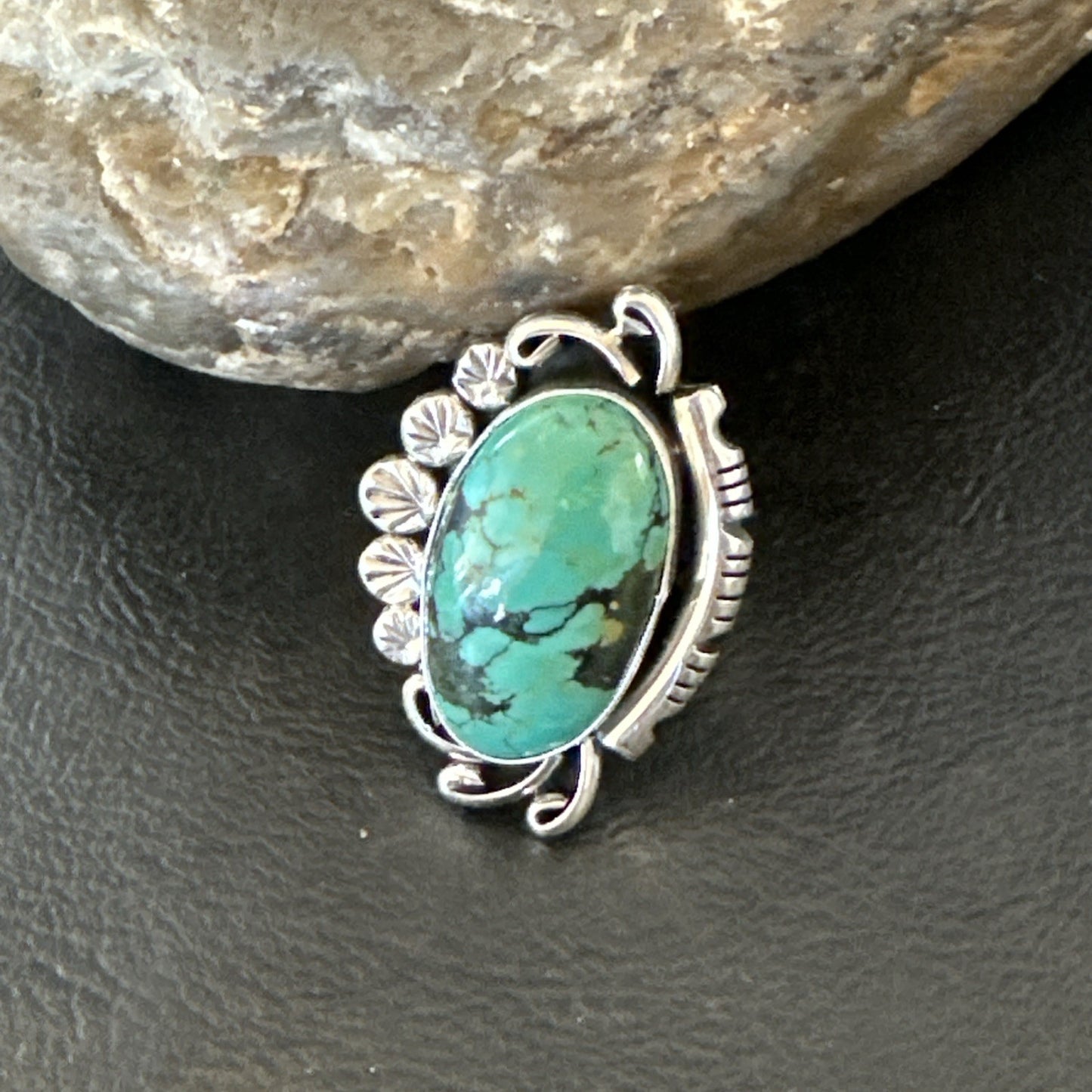 Yazzie Handmade Navajo Sterling Silver  Blue Kingman Turquoise Ring Size 8 19626