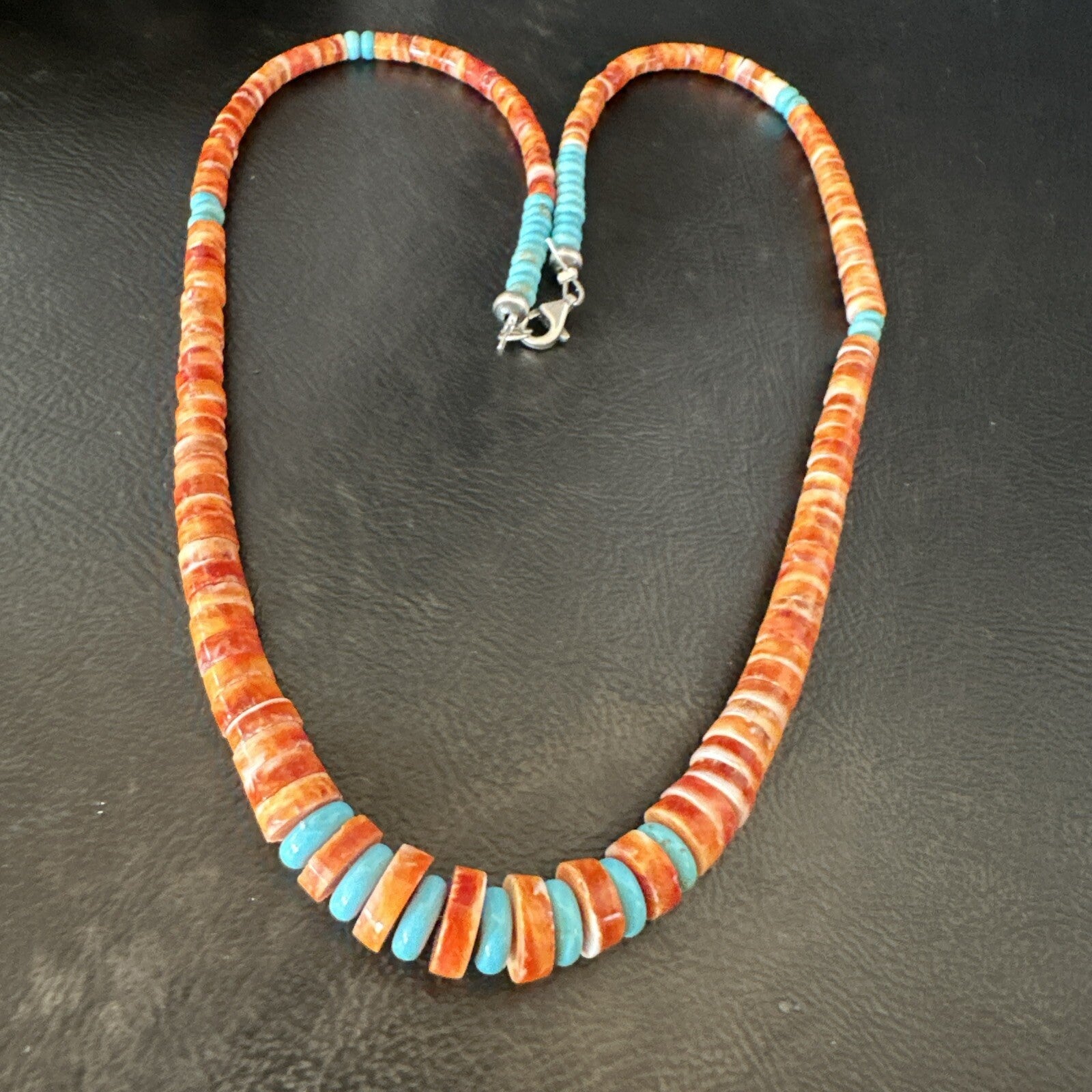 USA Spiny Oyster Turquoise Graduated Navajo Sterling Silver Necklace 18273