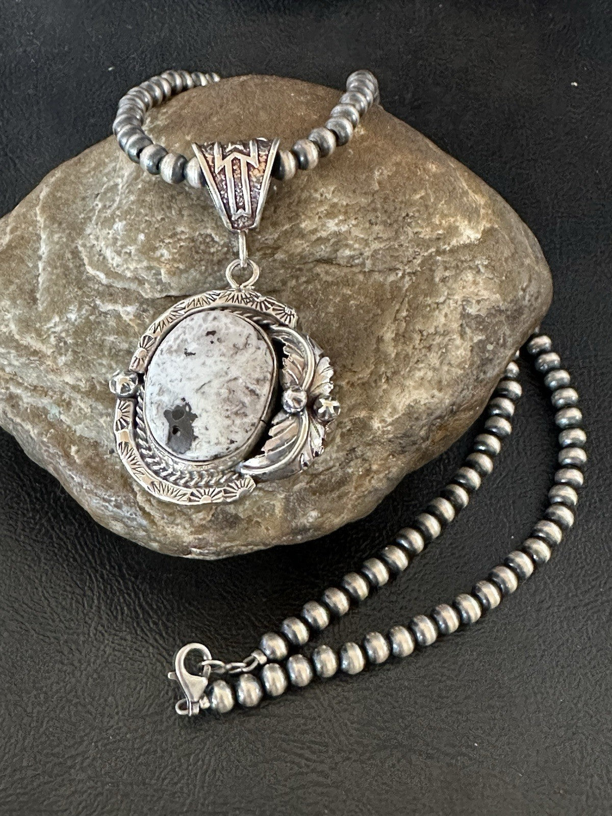 White Buffalo Turquoise Pendant Navajo Pearls Sterling Silver Necklace 19375