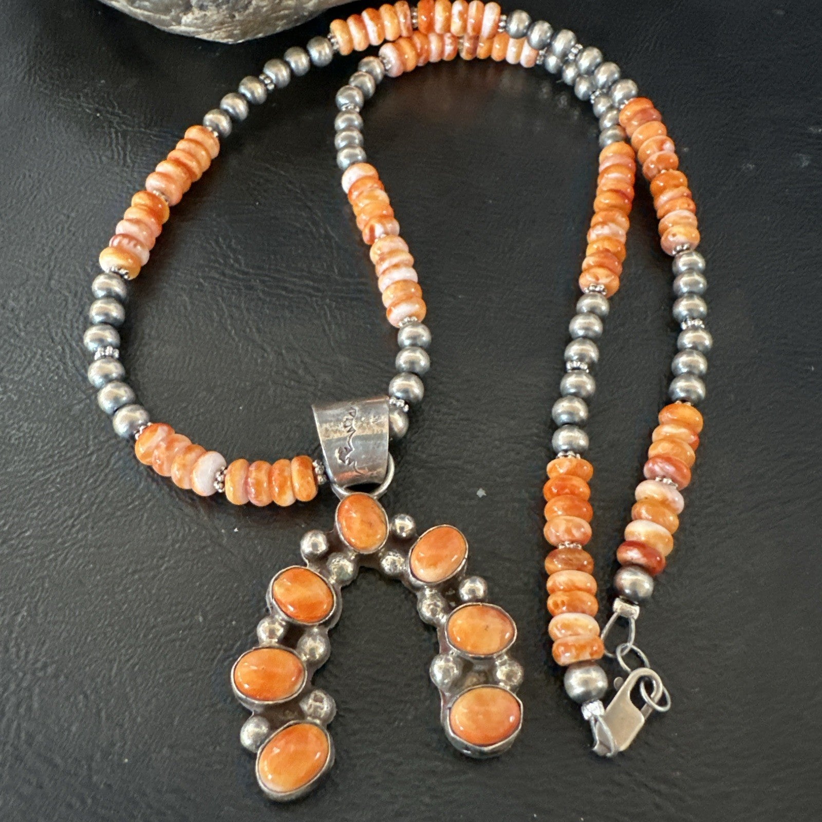Navajo Pearls Sterling Necklace Orange Spiny Oyster Cluster Naja Pendant 19552