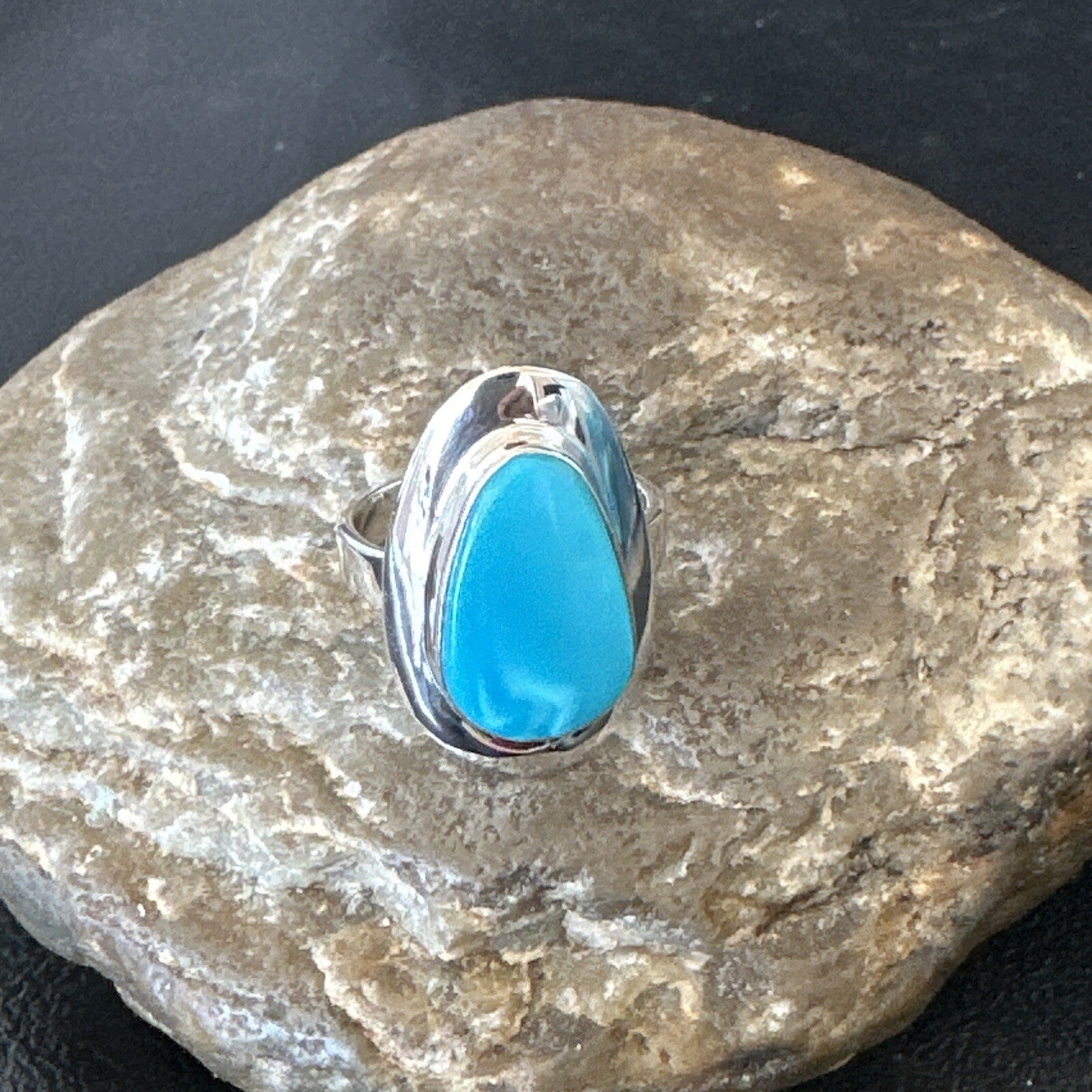 Southwestern Sterling Silver Blue Kingman Turquoise Ring Size 8 18519