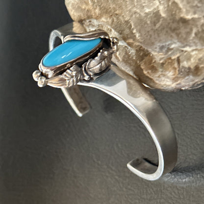 Kingman Turquoise Womens Navajo Sterling Silver Cuff Bracelet 14734