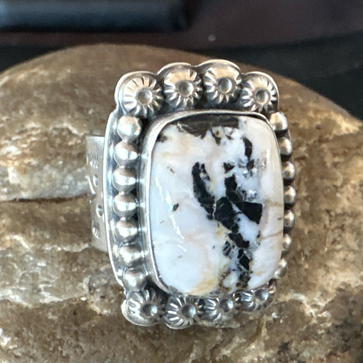 White Buffalo Turquoise Navajo Sterling Silver Ring Size 8 18777