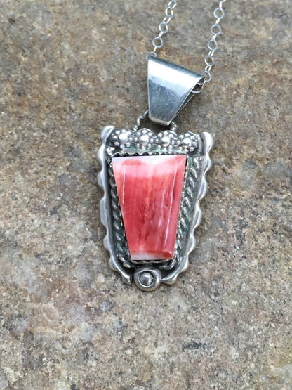 Spiny Oyster Pendant Navajo Sterling Silver Chain Necklace 2621