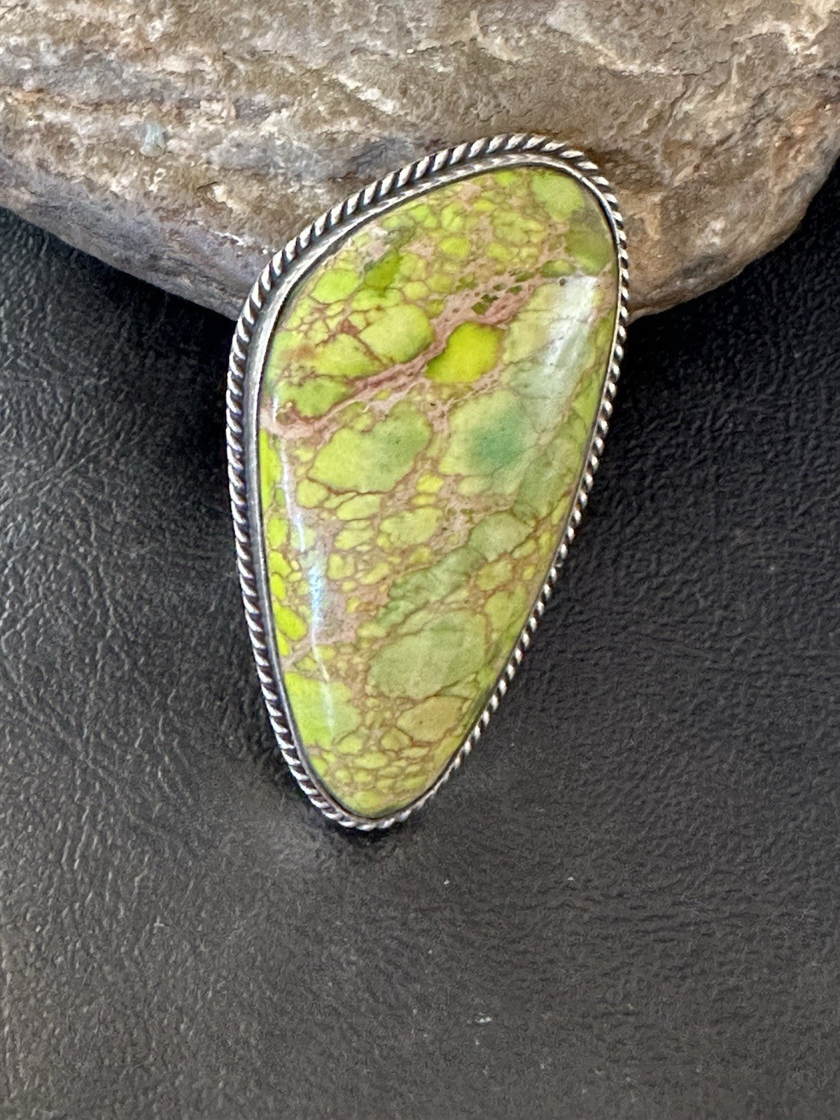 Native Green Mohave Turquoise Navajo Sterling Silver Ring Size 9.5 19776