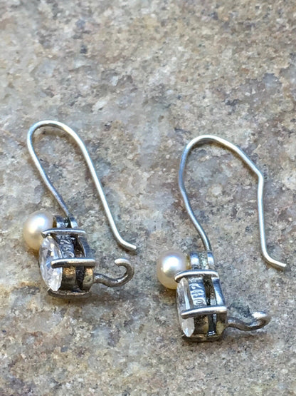 Pearl Sterling Silver Earrings 08610