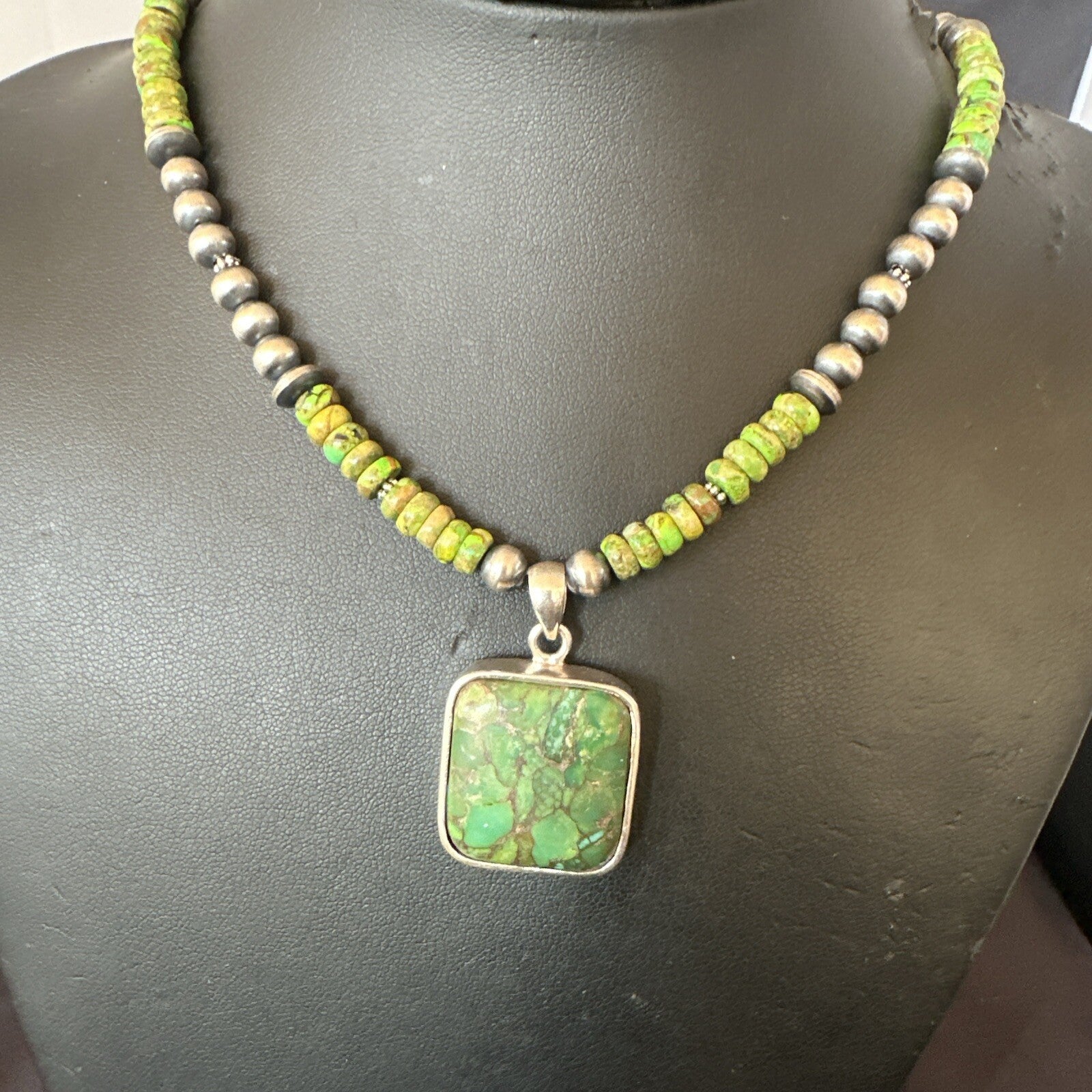 Womens Green Gaspeite Turquoise Pendant Navajo Sterling Silver Necklace 18368